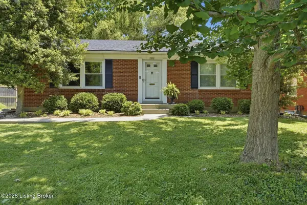 2912 Thistlewood Dr, Louisville, KY 40206
