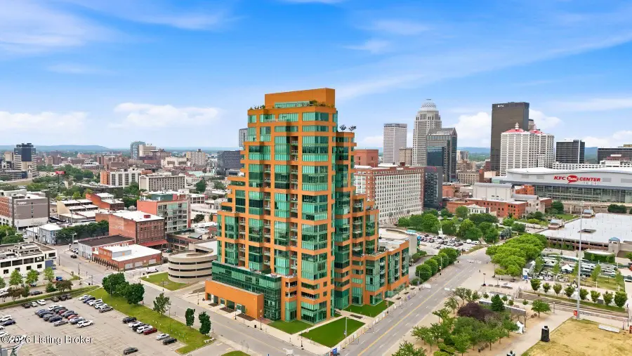 222 E Witherspoon St #703, Louisville, KY 40202 - #2