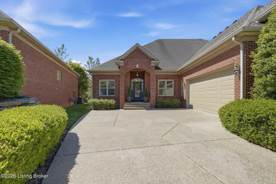 14607 Valencia Dr, Louisville, KY 40245 - #3
