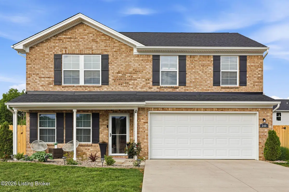 240 Cupp Cir, Shepherdsville, KY 40165 - #1