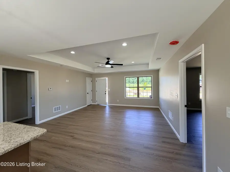 72 Democratic Ct, Radcliff, KY 40160 - #2