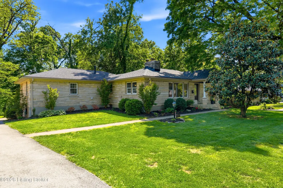 4210 Dolphin Rd, Louisville, KY 40220 - #1