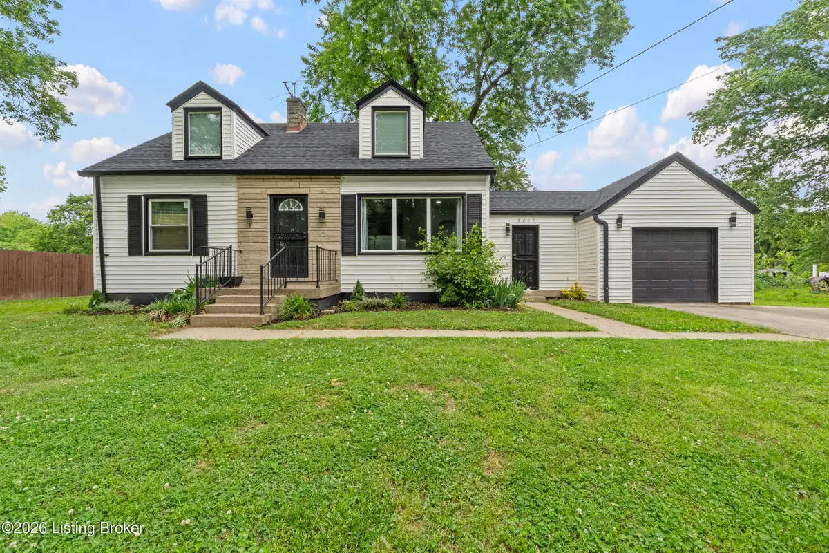 3215 Bridwell Dr, Louisville, KY 40216 - #1