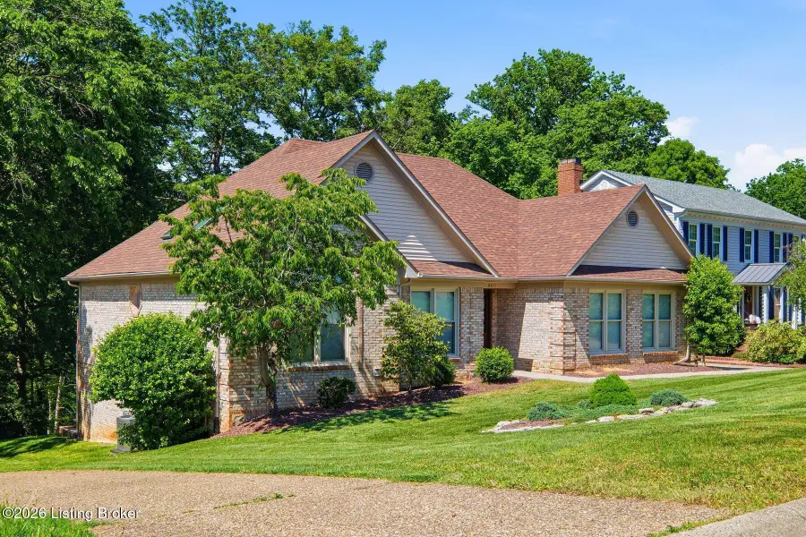 8411 Lacevine Pl, Louisville, KY 40220 - #2