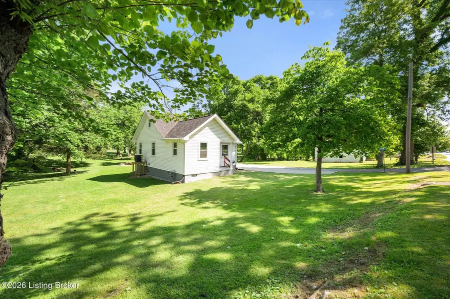 902 Elm St, West Point, KY 40177 - #2