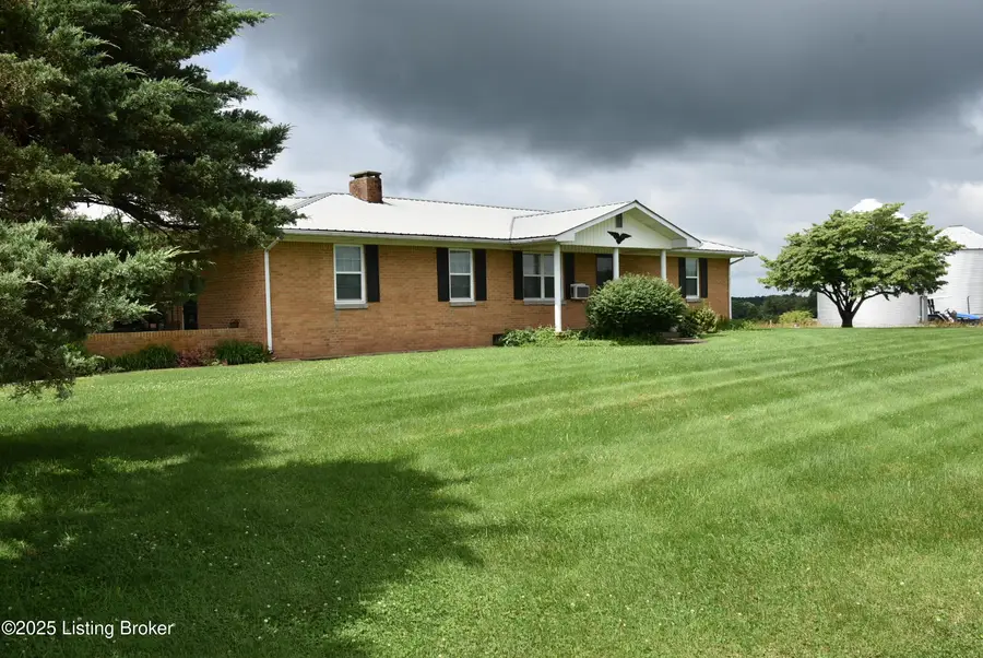 2805 Columbia Rd, Edmonton, KY 42129 - #2