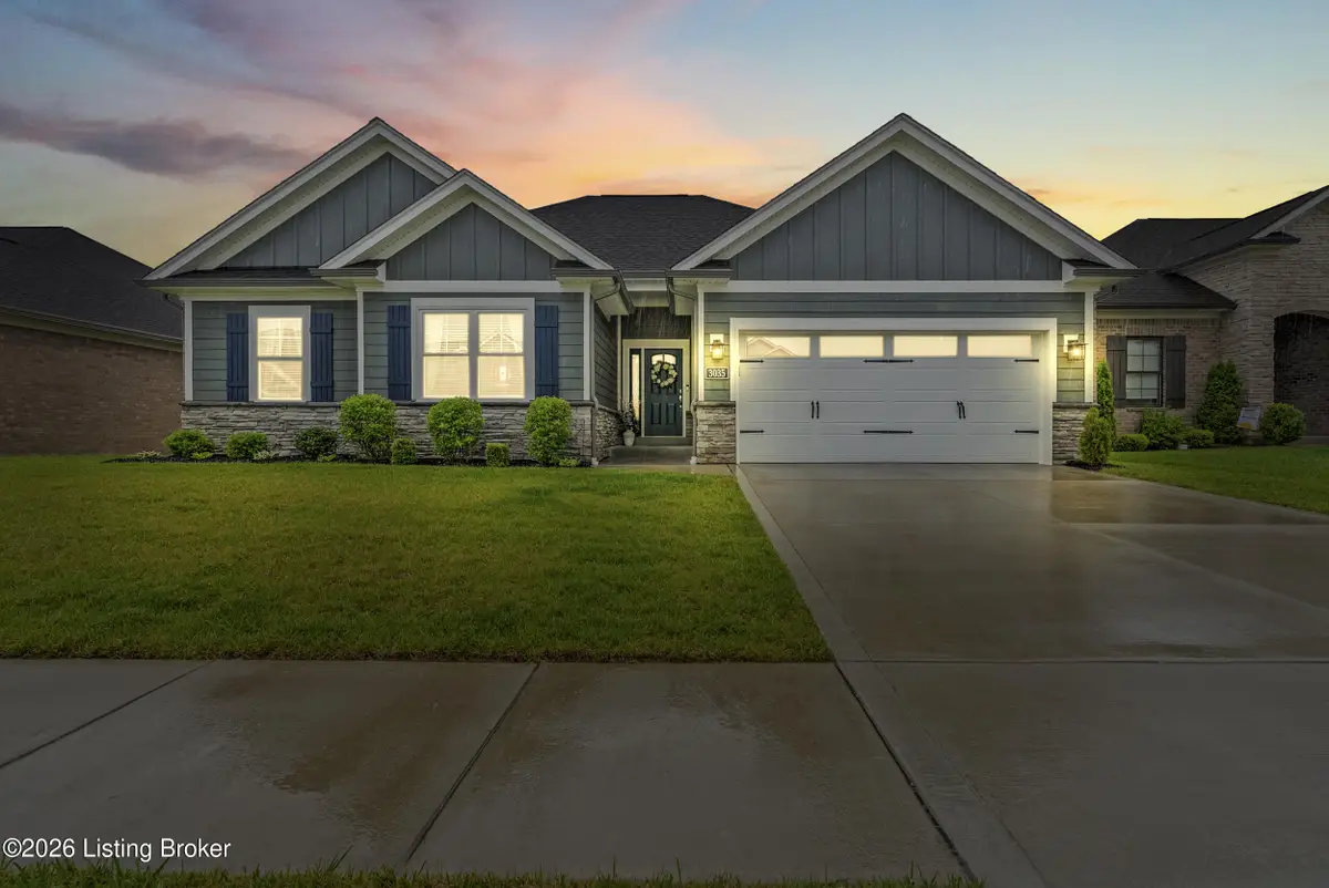 3035 Bridlewood Ln, New Albany, IN 47150 - #1