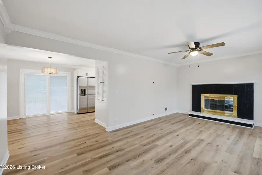 8314 St Armands Ct, Louisville, KY 40219 - #3