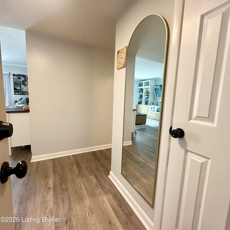 1935 Gardiner Ln #J144, Louisville, KY 40205 - #3