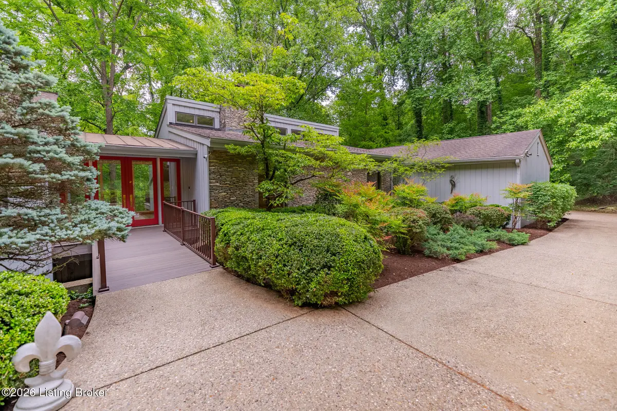 3 E Mill Pl, Louisville, KY 40222 - #1