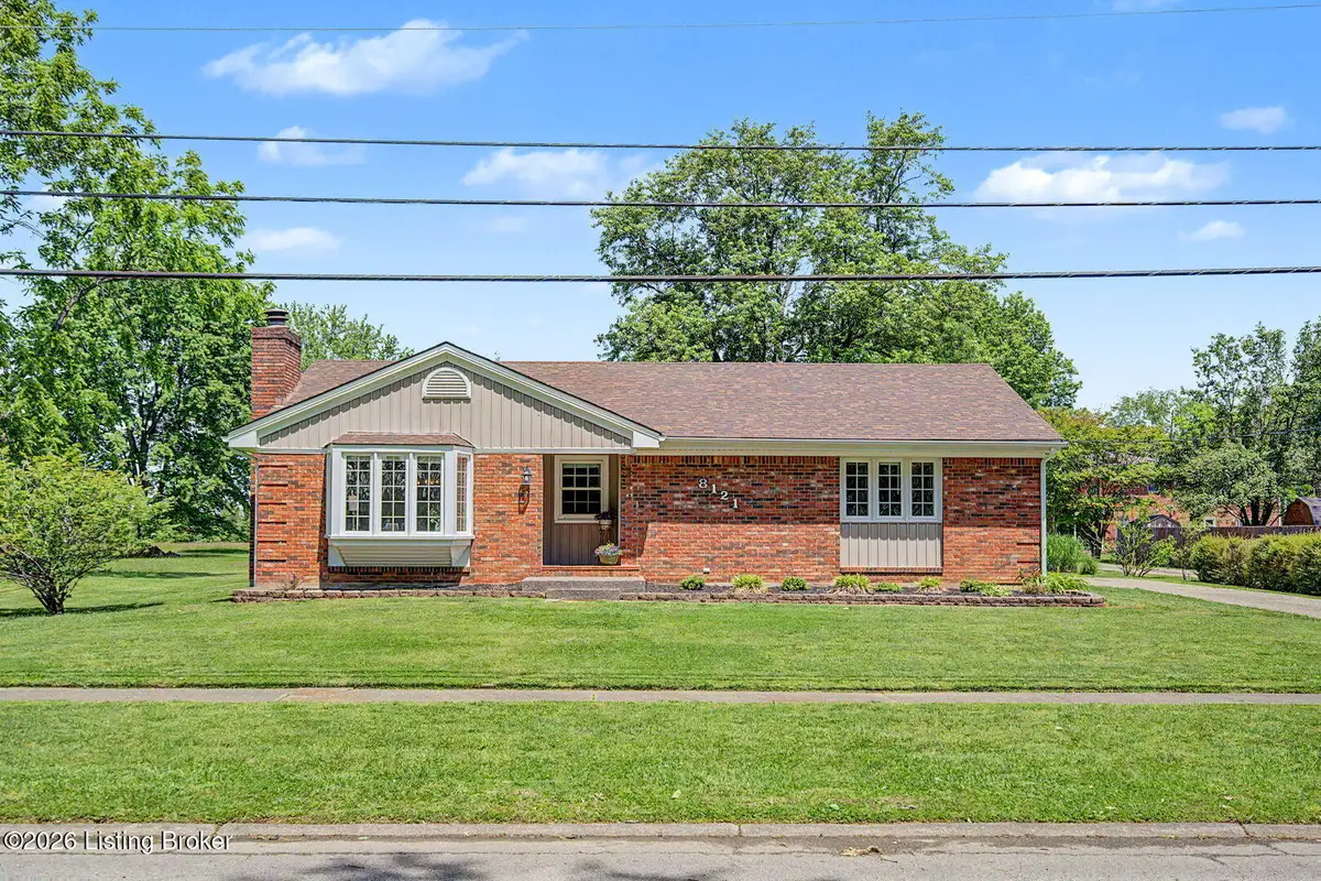 8121 Damascus Rd, Louisville, KY 40228 - #1