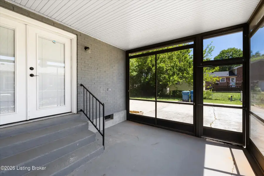 4309 Hunsinger Ln, Louisville, KY 40220 - #3