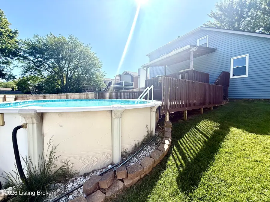8815 Raintree Dr, Louisville, KY 40220 - #2