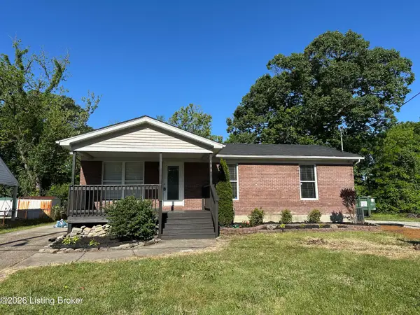 400 Glengarry Dr, Louisville, KY 40118