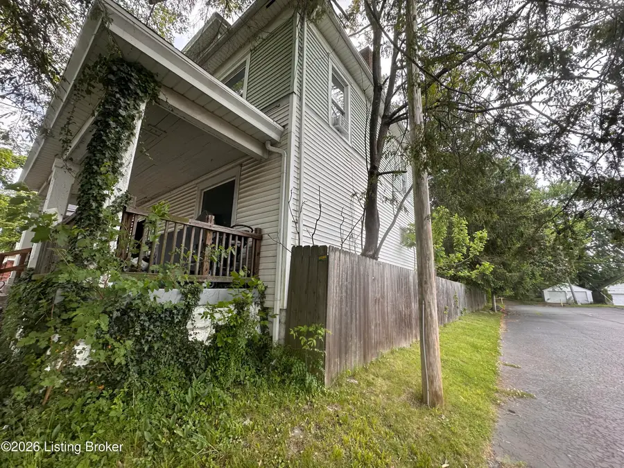 3638 River Park Dr, Louisville, KY 40211 - #2