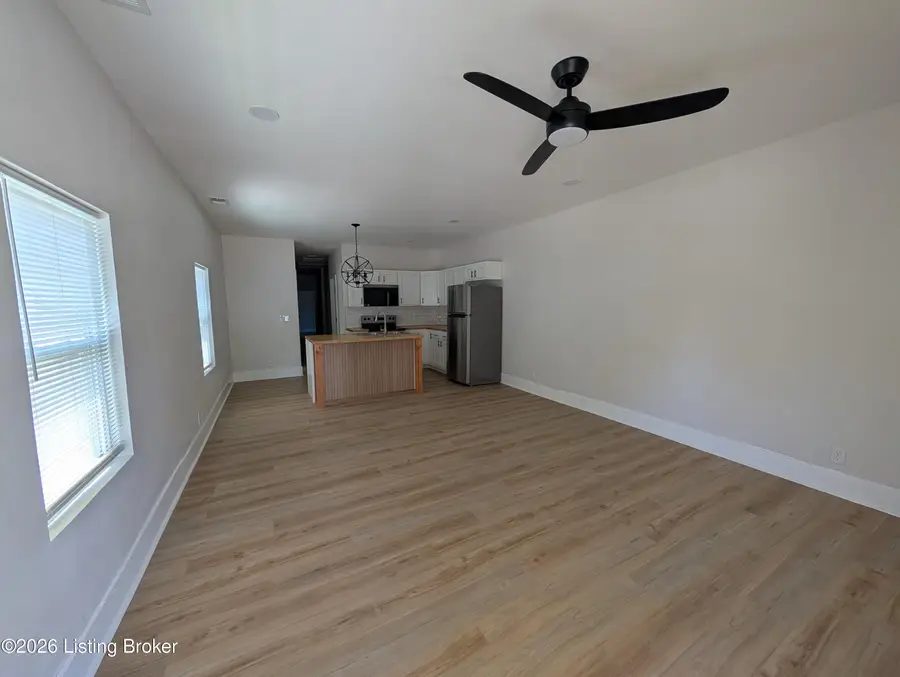 3328 Hale Ave, Louisville, KY 40211 - #3
