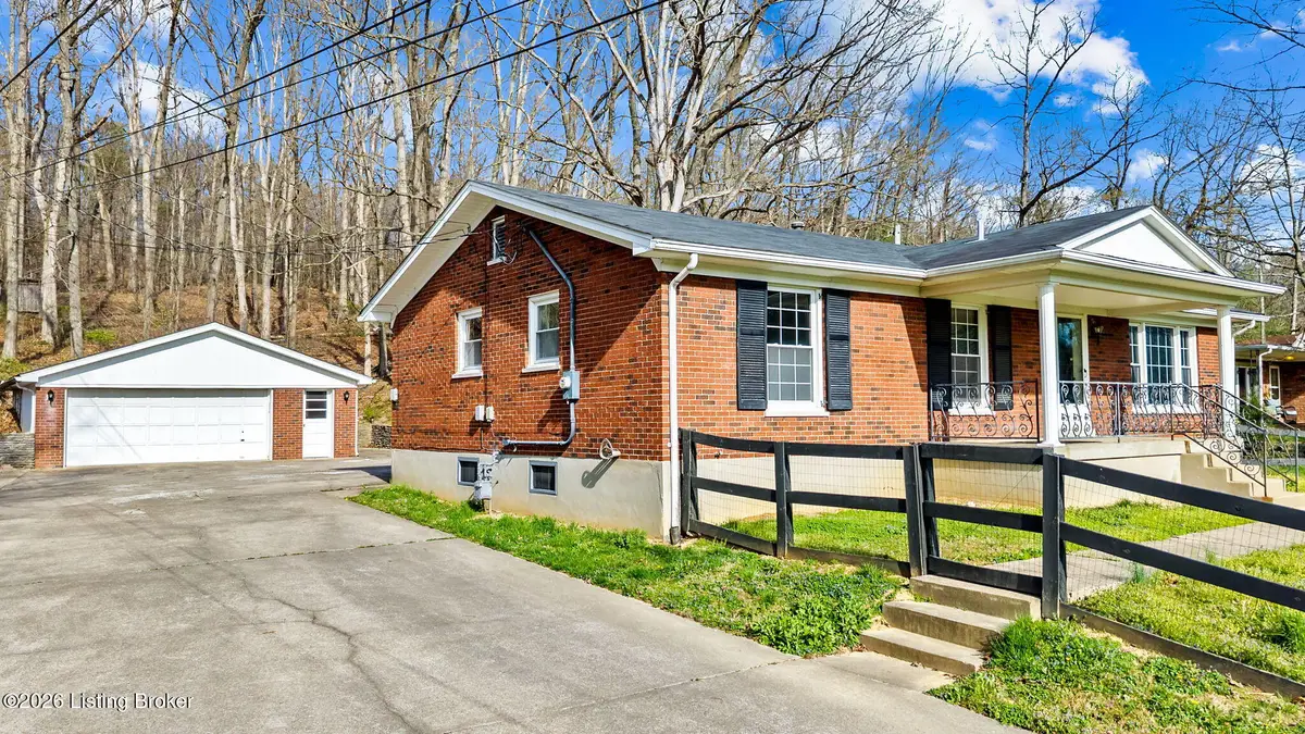 8199 Arnoldtown Rd, Louisville, KY 40214 - #1