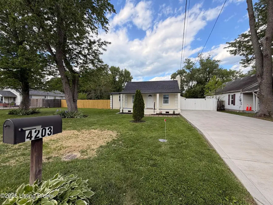 4203 Bubbling Over Dr, Louisville, KY 40216 - #3