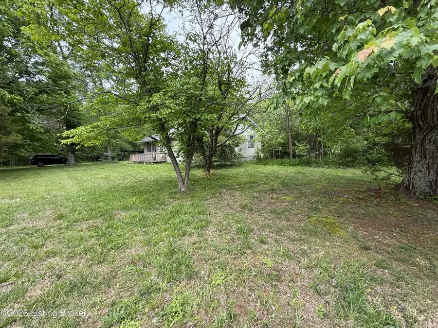 340 E Indian Stone Rd, Shepherdsville, KY 40165 - #2