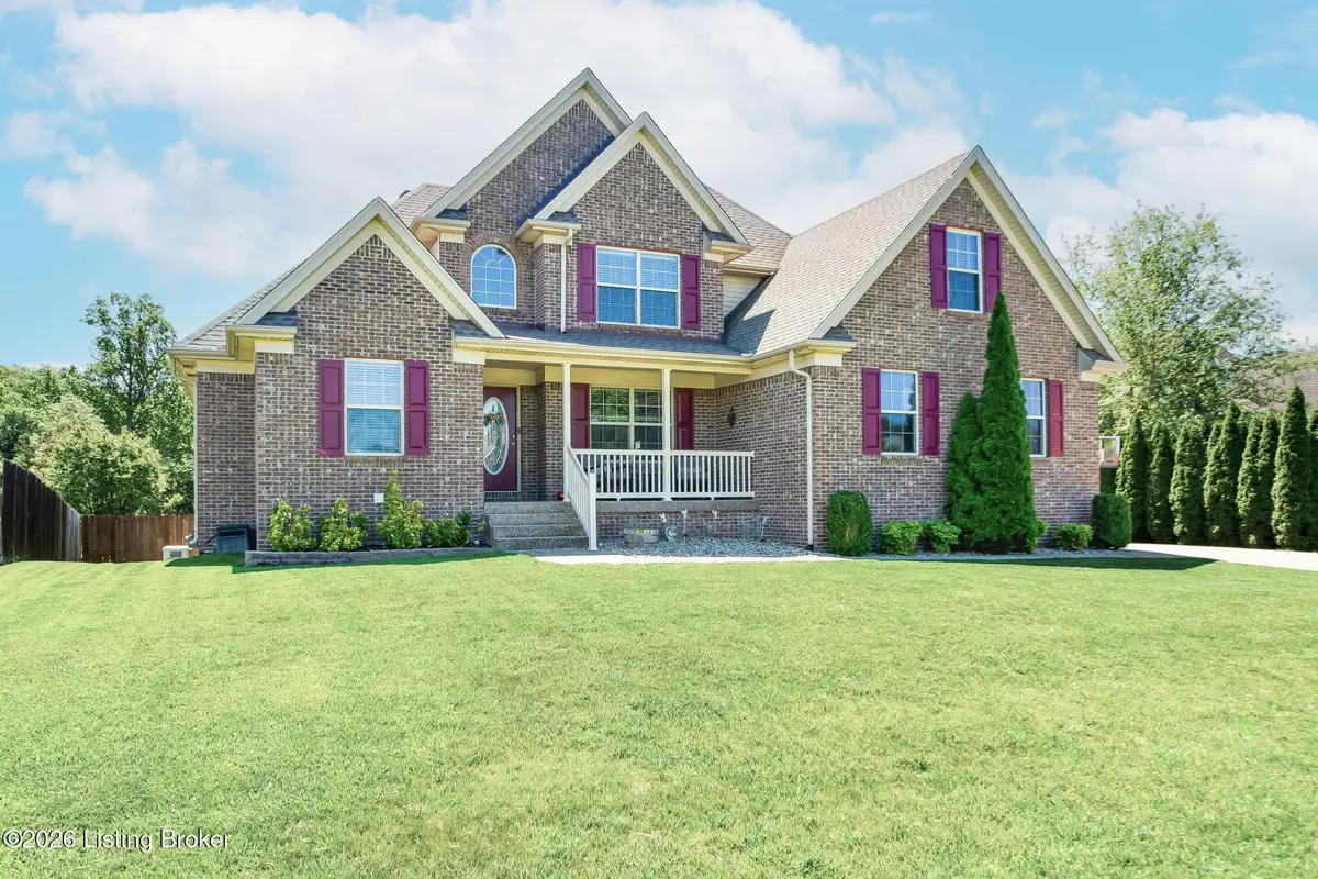 454 Persimmon Dr, Mount Washington, KY 40047 - #1