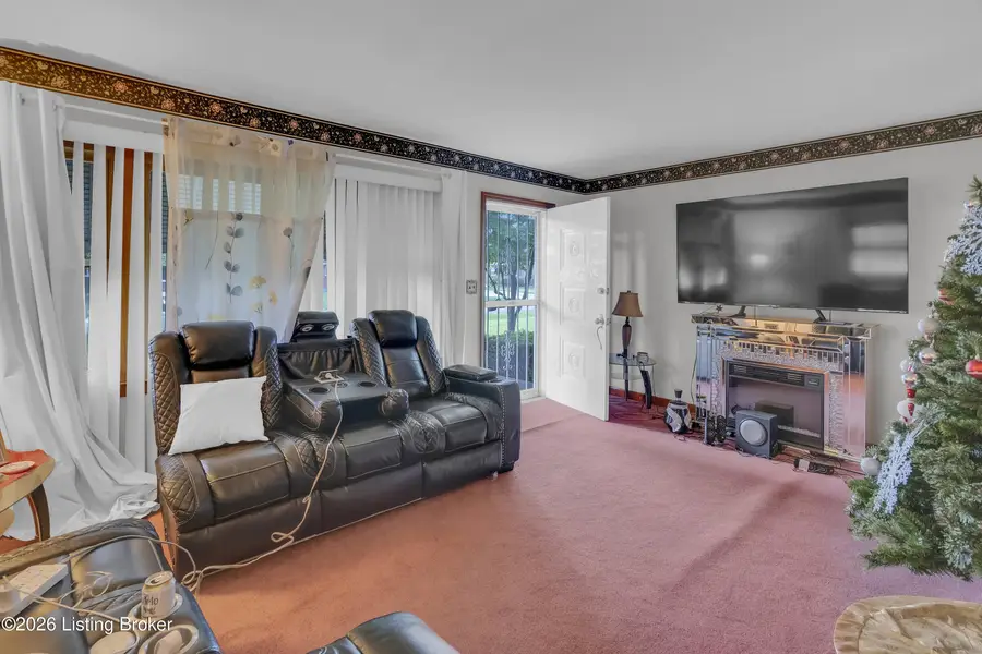 6309 Gayle Dr, Louisville, KY 40219 - #3