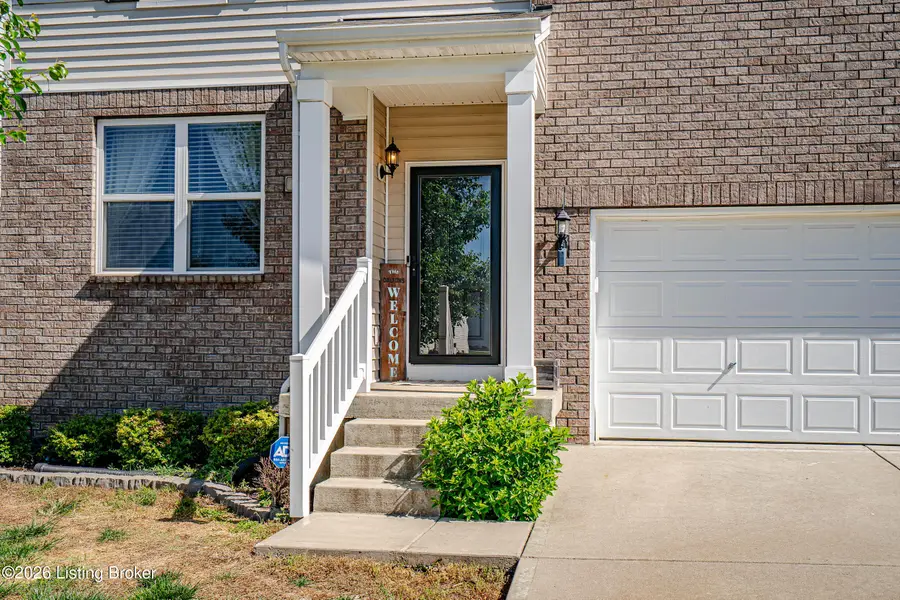 266 Saint Regis Dr, Shelbyville, KY 40065 - #3