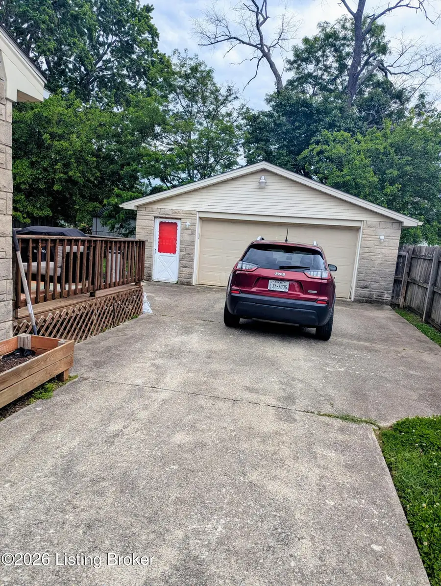 9611 Inca Dr, Louisville, KY 40258 - #3