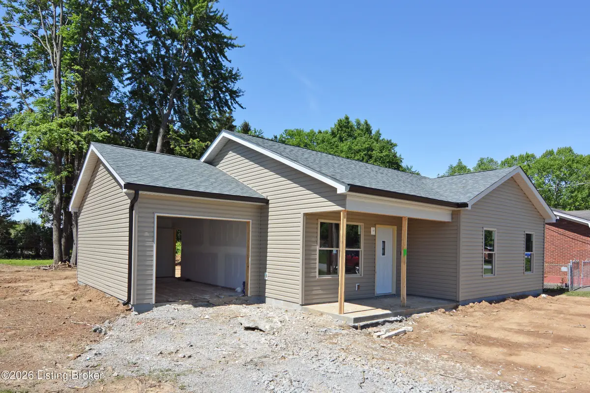 3306 Bridwell Dr, Louisville, KY 40216 - #1