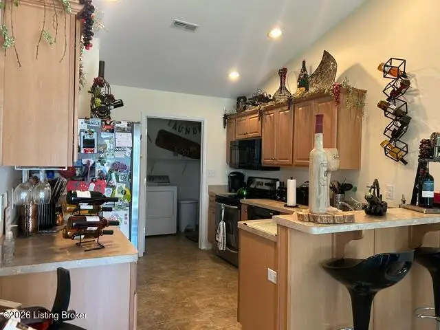 6319 Rivers End Dr, Louisville, KY 40258 - #2