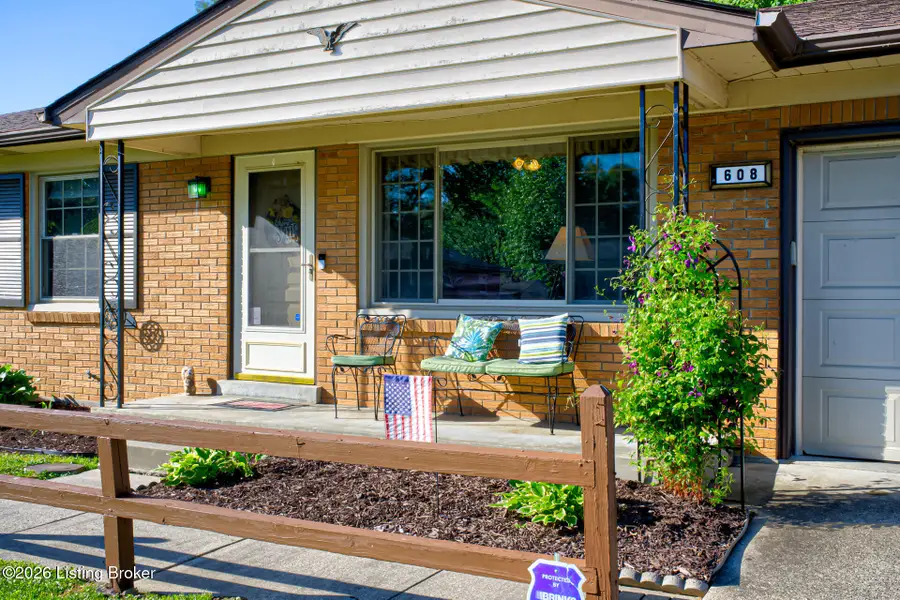 608 Tin Dor Way, Fairdale, KY 40118 - #2