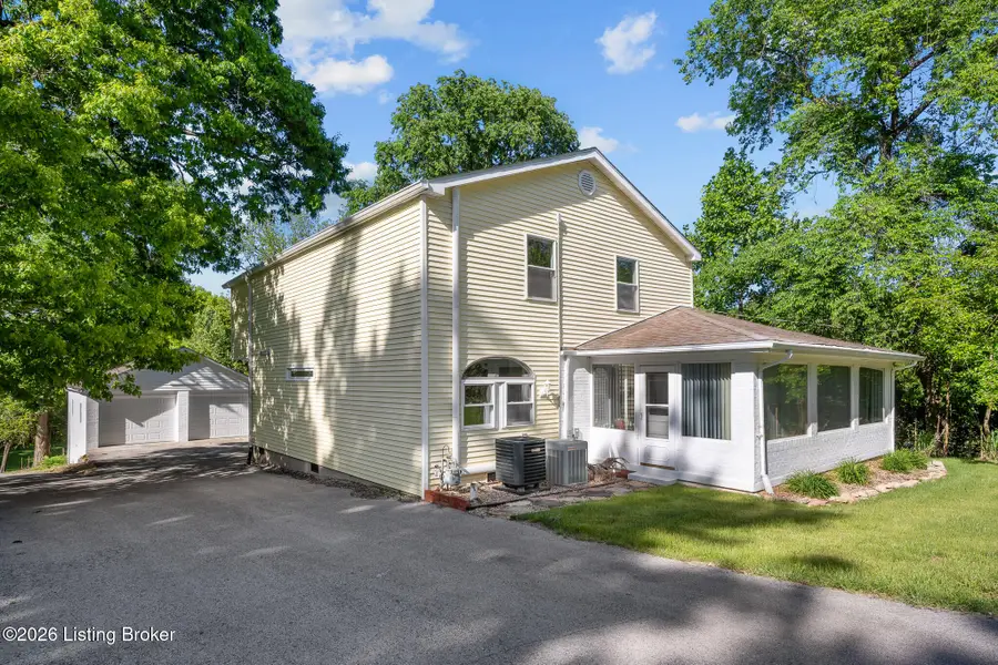 10011 Fern Creek Rd, Louisville, KY 40291 - #3