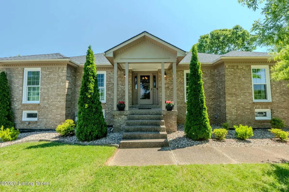 105 Markleham Pl, Louisville, KY 40245 - #1