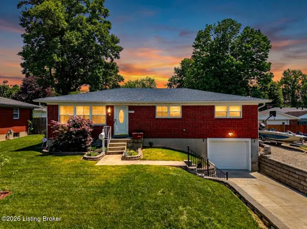 10707 Torrington Rd, Louisville, KY 40272