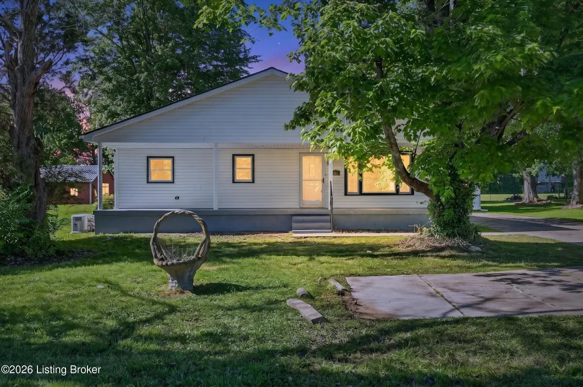 8006 Glaser Ln, Louisville, KY 40291 - #1