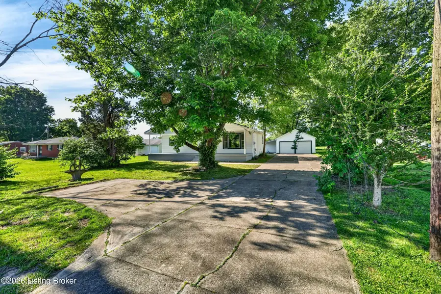 8006 Glaser Ln, Louisville, KY 40291 - #3