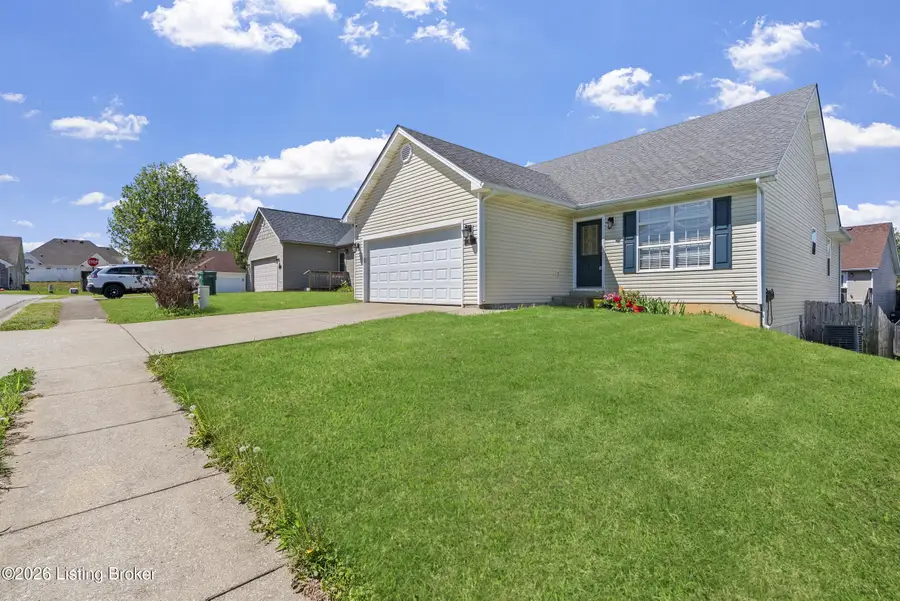103 Holiday Ct, Elizabethtown, KY 42701 - #3
