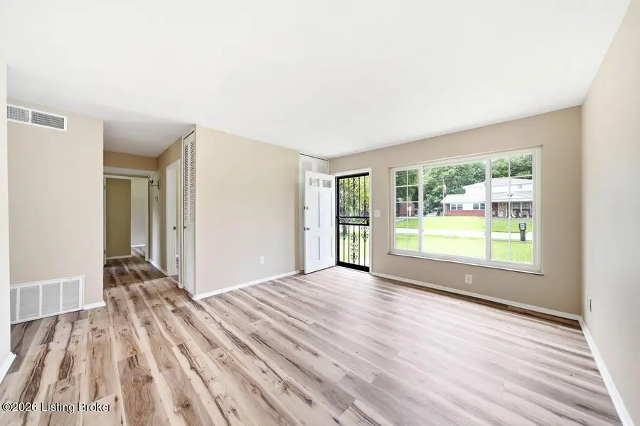 7605 Blue Wing Dr, Louisville, KY 40258 - #3