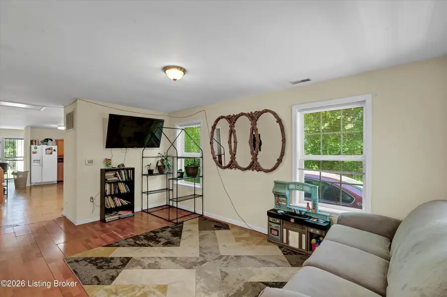 1927 Dubourg Ave, Louisville, KY 40216 - #2
