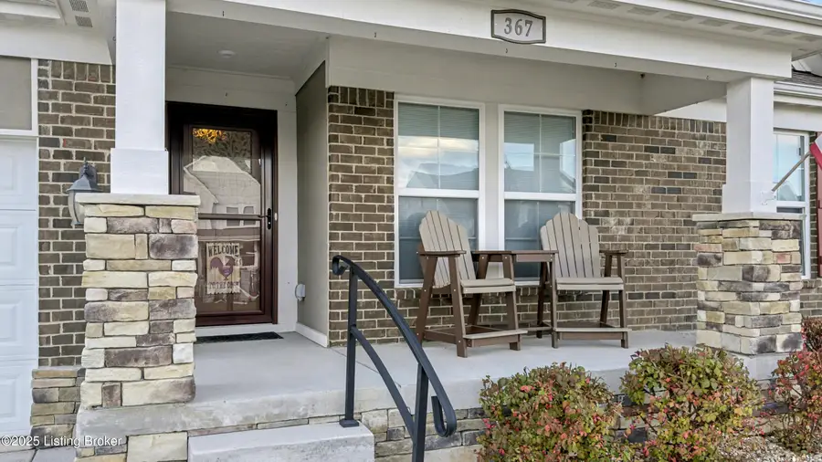 367 Copper Creek Dr, Mount Washington, KY 40047 - #2