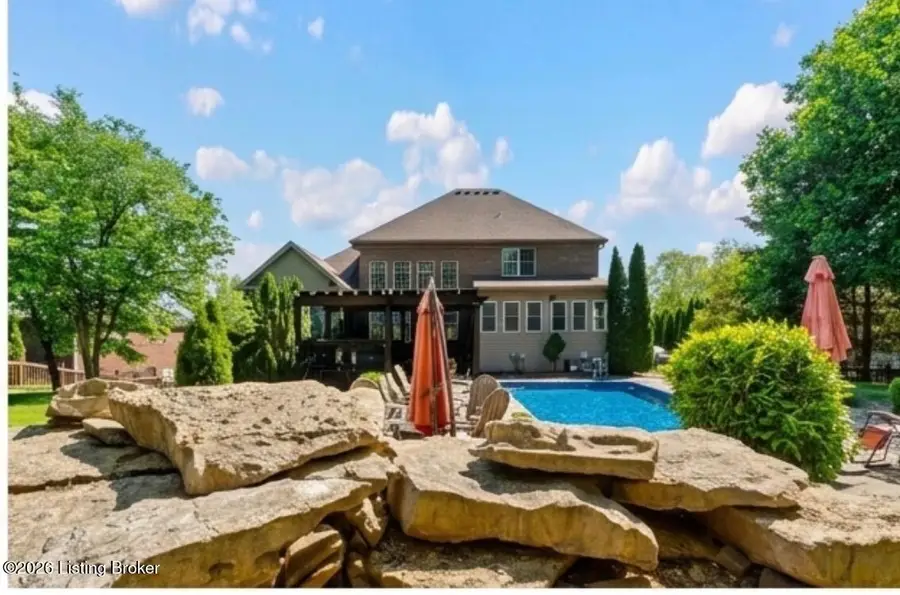 6223 Perrin Dr, Crestwood, KY 40014 - #2