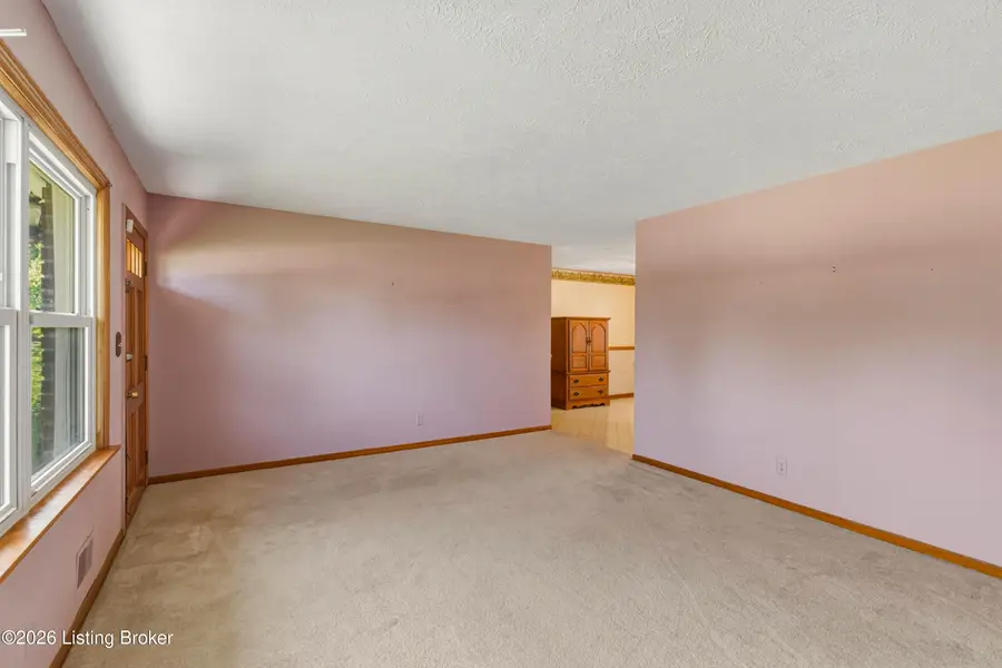 126 Chattanooga Ave, Louisville, KY 40214 - #3