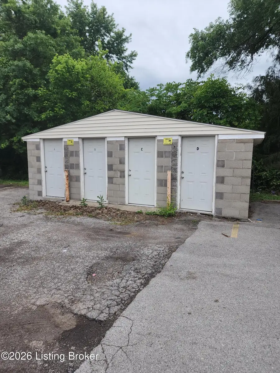 6506 Hackel Dr, Louisville, KY 40258 - #3