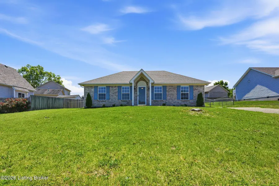 115 Holly Marie Dr, Mount Washington, KY 40047 - #2