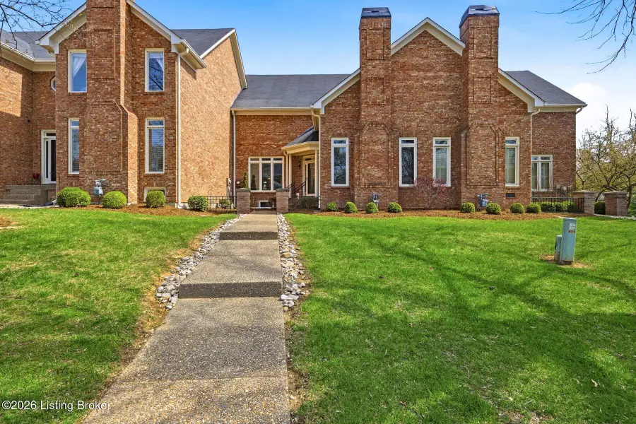7922 Grenoble Ln, Prospect, KY 40059 - #3