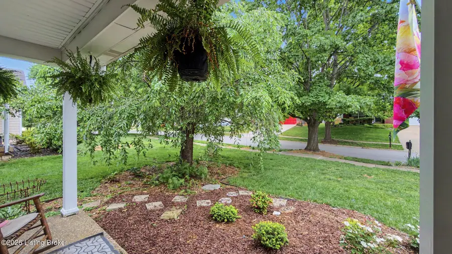4908 Oakbrook Dr, Louisville, KY 40245 - #3