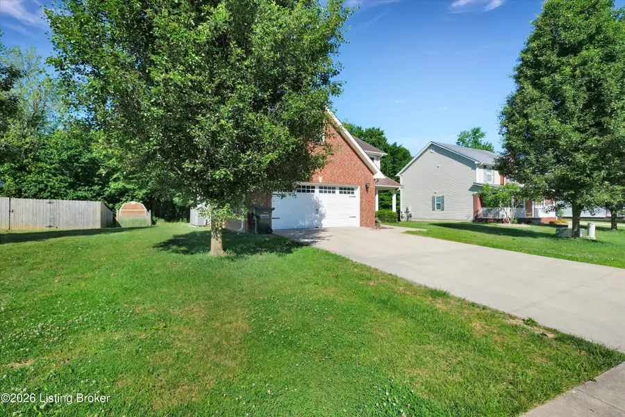 132 W Mandarin Ct, Elizabethtown, KY 42701 - #3