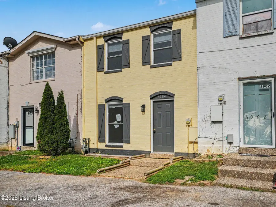 6904 Holly Lake Dr, Louisville, KY 40291 - #2
