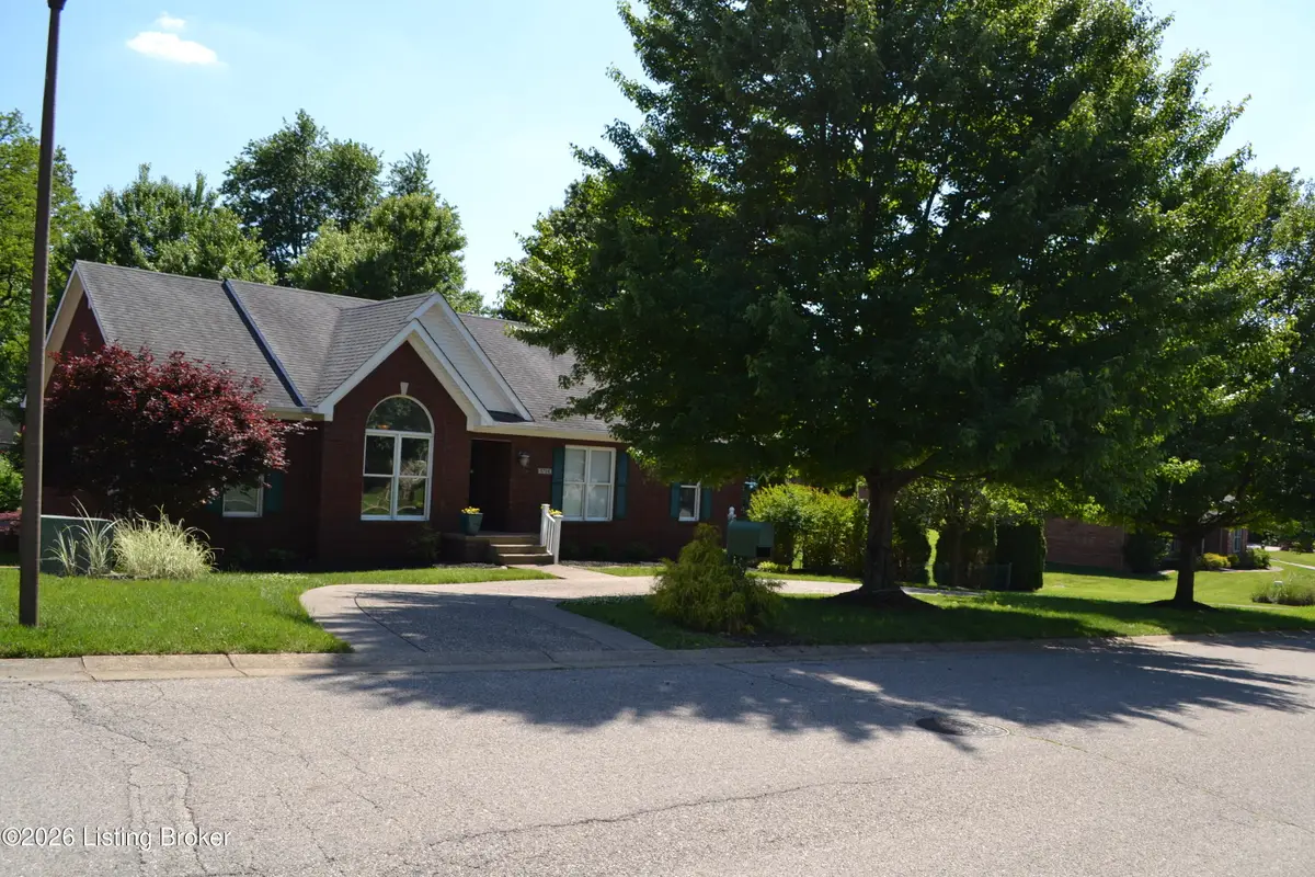 6706 Crispa Ct, Louisville, KY 40228 - #1
