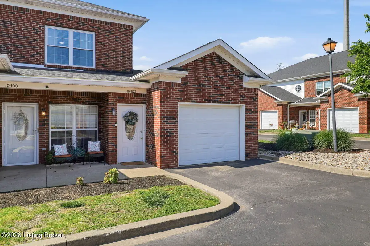 10302 Dorsey Village Dr, Louisville, KY 40223 - #1