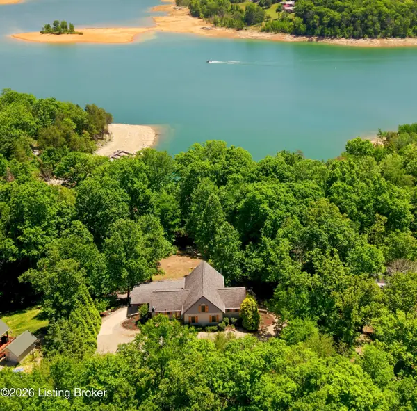 404 Cedar Point Rd, Bee Spring, KY 42207